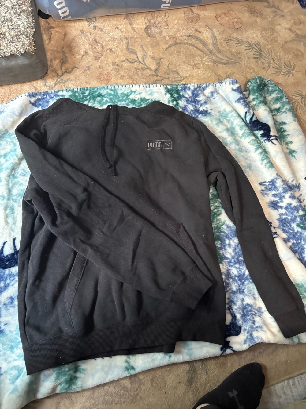 Puma Black Pullover Hoodie with Front Pocket